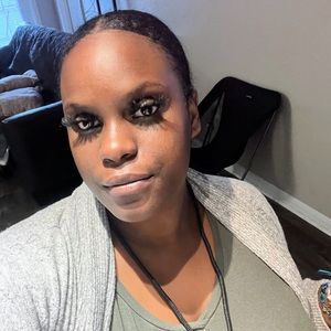 Meet your Posher, Keya